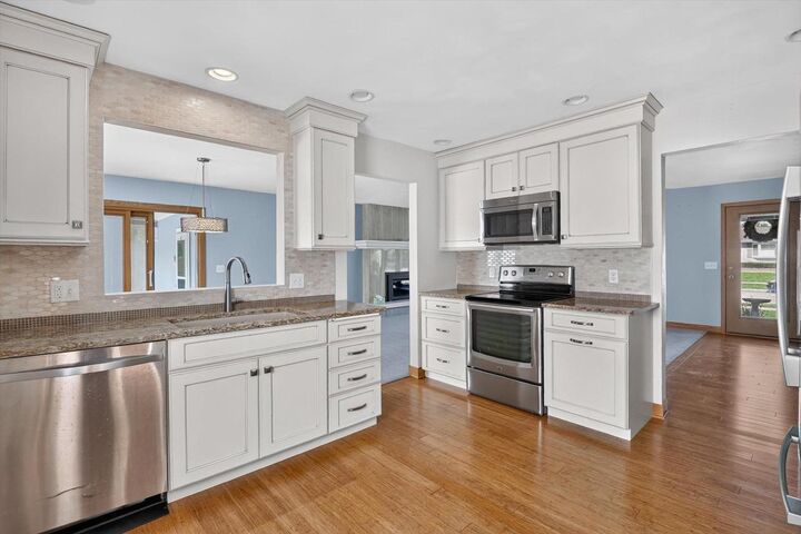 Property Photo: 1904 Roxbury Road WI 53545