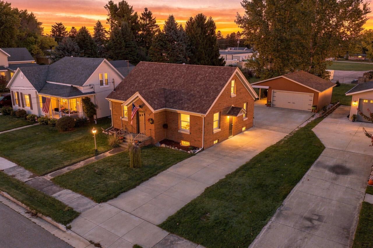 Property Photo: 106 Center Street WI 53933