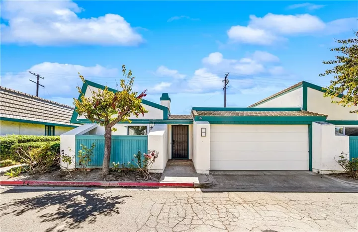 Property Photo:  6938 Almondine  CA 92845 