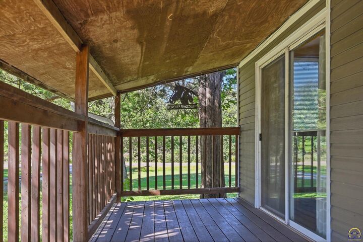 Property Photo:  6940 SE Berryton Rd  KS 66409 