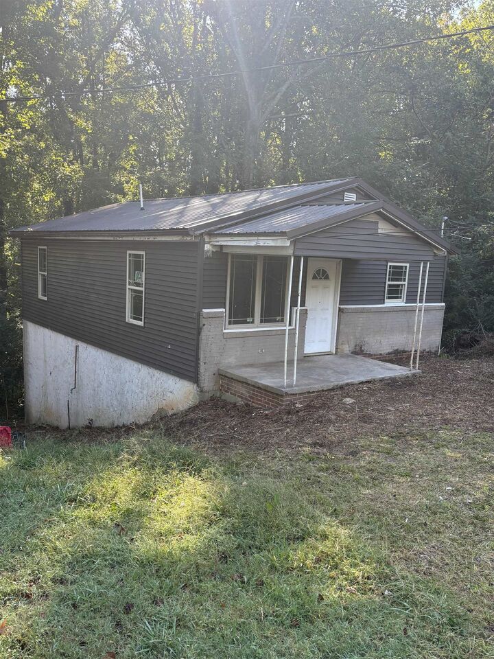 Property Photo:  713 W Georgia Street  SC 29388 