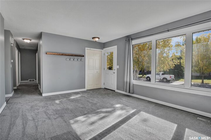 Property Photo:  63 Jordan Place  SK S7L 4J2 