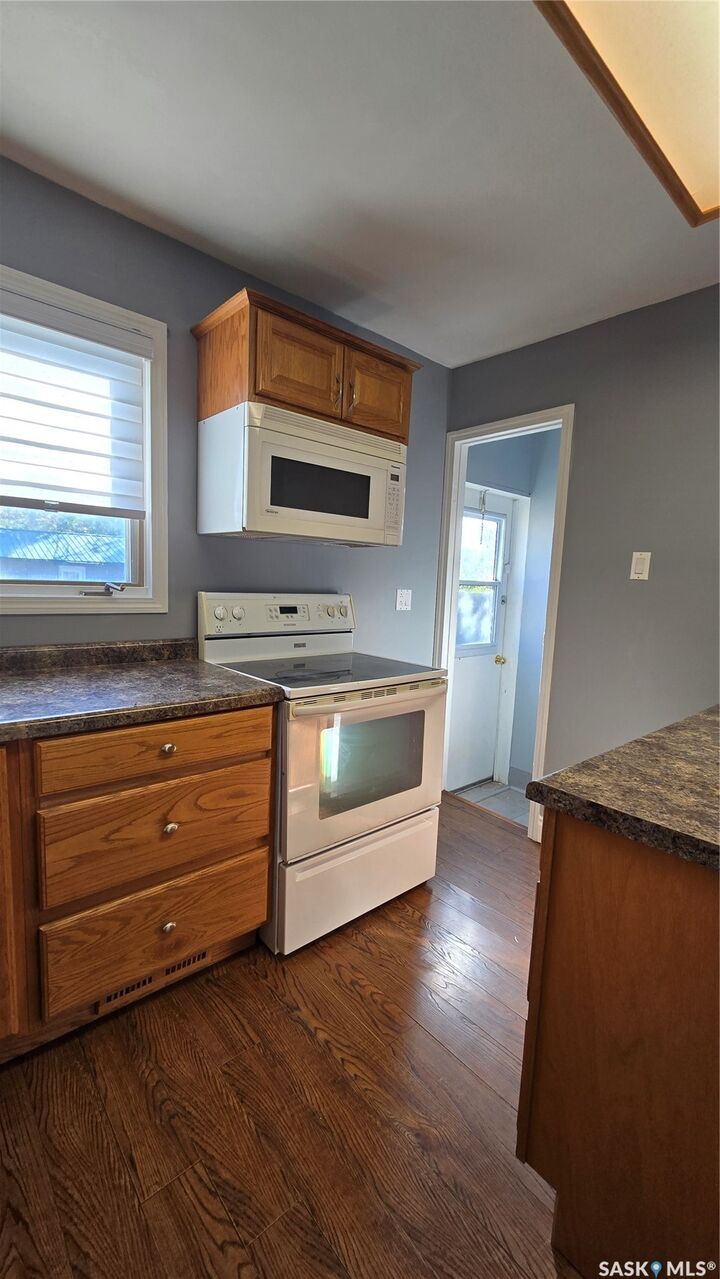 Property Photo:  716 Gregson Street  SK S0C 2B0 