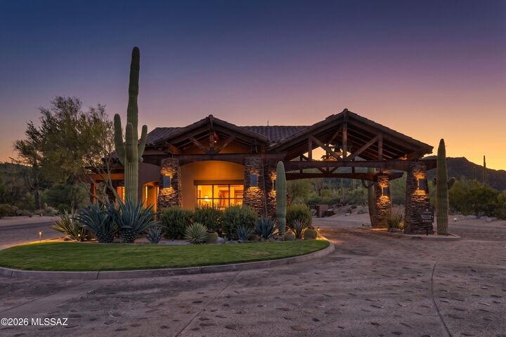 Property Photo:  6440 W Rockpoint Ridge Place 149  AZ 85658 