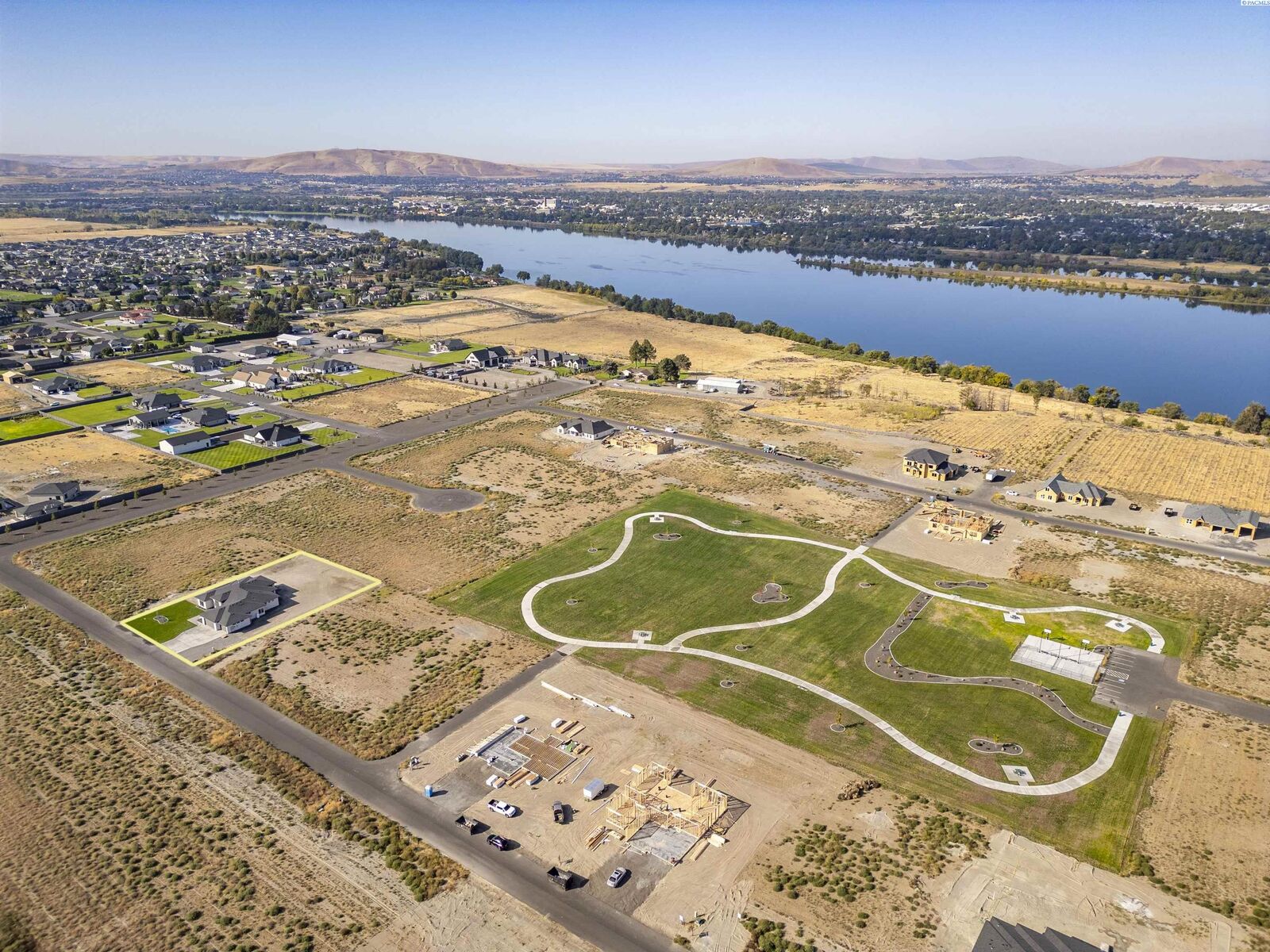 Property Photo: 8402 Axil Lane WA 99301