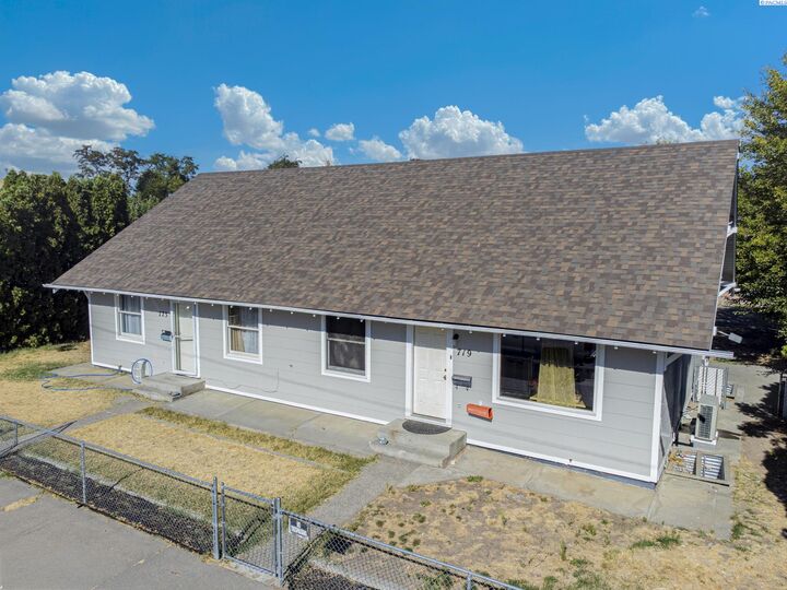 Property Photo: 719-723 W Clark St WA 99301