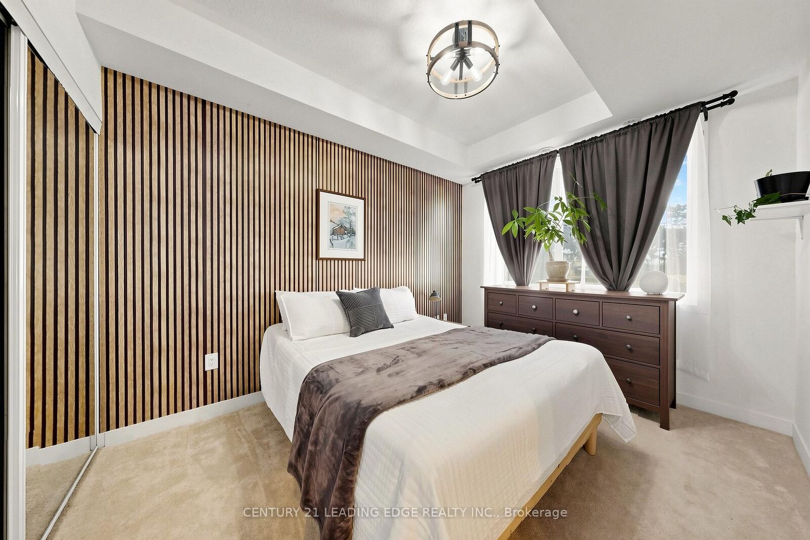 Property Photo: 5131 Sheppard Avenue E 102 ON M1B 0C9