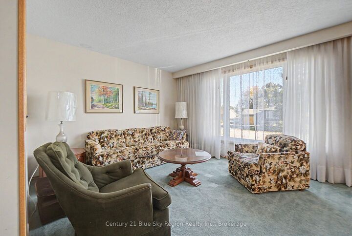 Property Photo: 29 Beaver Crescent ON P1A 3N1