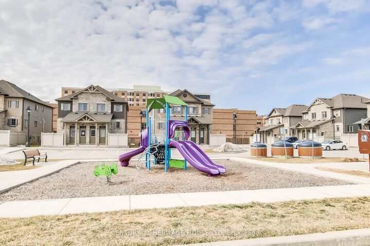Property Photo: 3200 Singleton Avenue 28 ON N6L 0C7