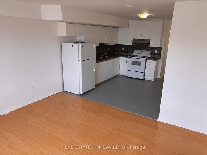 Property Photo:  879A Wilson Avenue Upper  ON M3K 1E6 