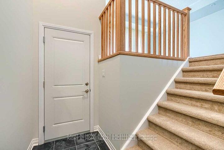 Property Photo: 124 Seabrook Road 8 ON N2R 0K1