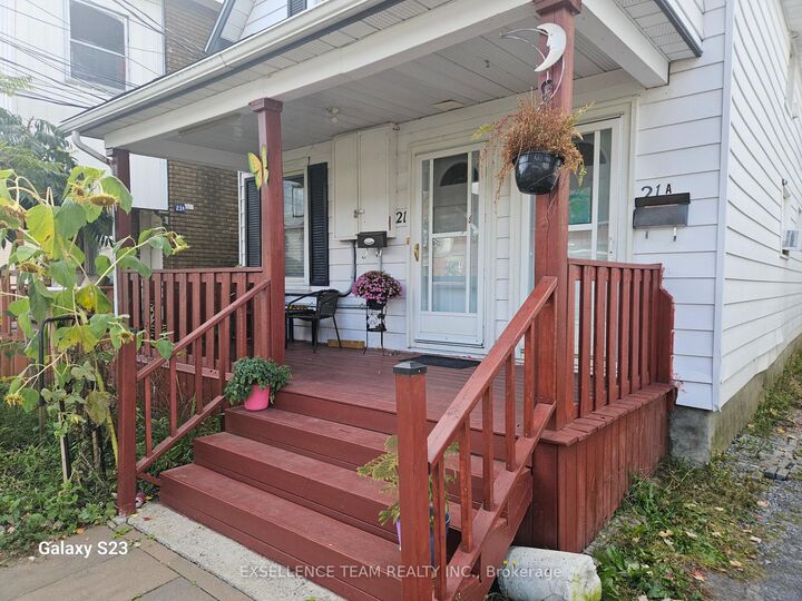 Property Photo:  21 Arthur Street  ON K6H 4G4 