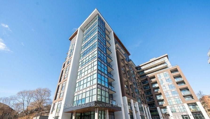 Property Photo:  25 Neighbourhood Lane 1012  ON M8Y 0C4 