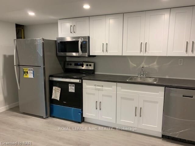 Property Photo:  448 Grantham Avenue Basement  ON L2M 3J3 