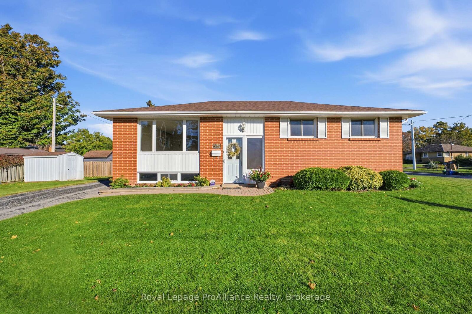 Property Photo:  572 Elizabeth Street  ON K9A 2A2 