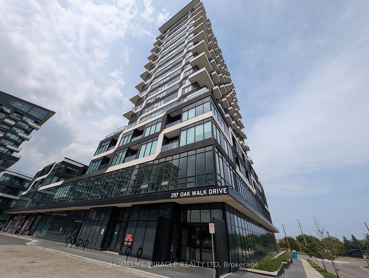 Property Photo:  297 Oak Walk Drive 310  ON L6H 6Z3 
