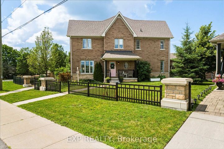 Property Photo:  7 Vita Stephanie Court  ON L0E 1R0 