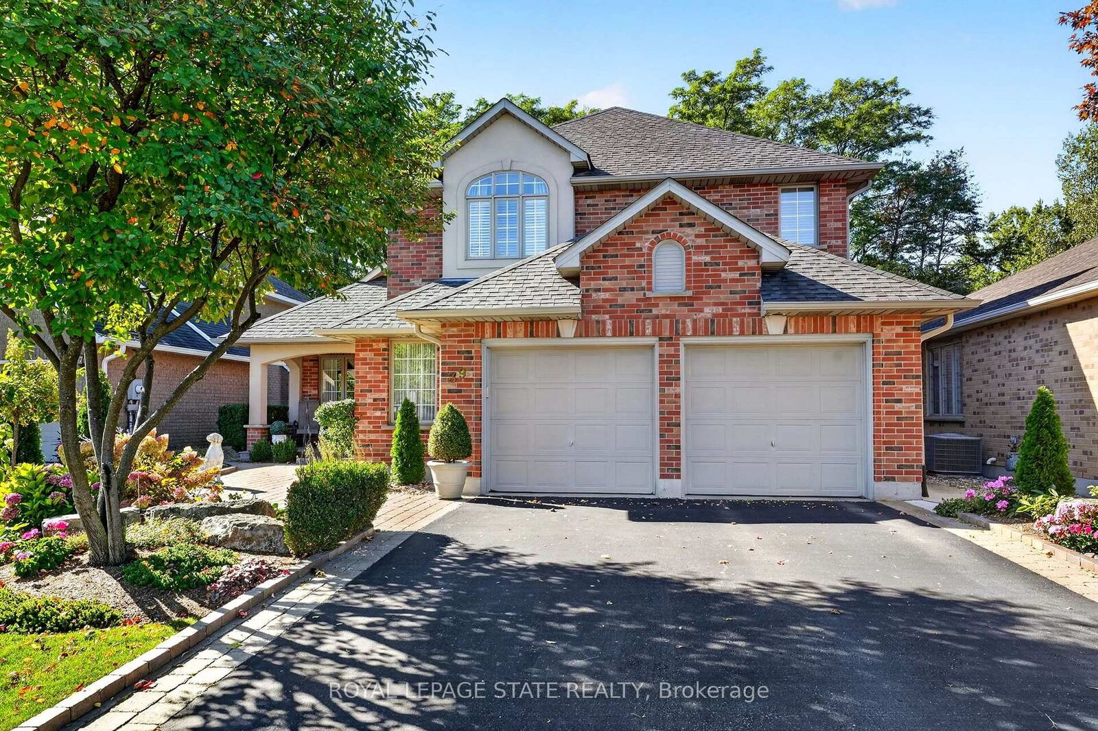 Property Photo:  39 Bellstone Lane  ON L0R 1W0 