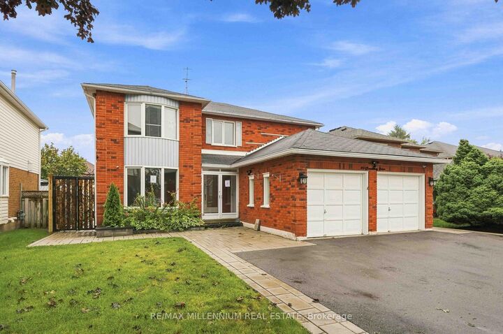 Property Photo:  113 Glenabbey Drive  ON L1E 2B6 