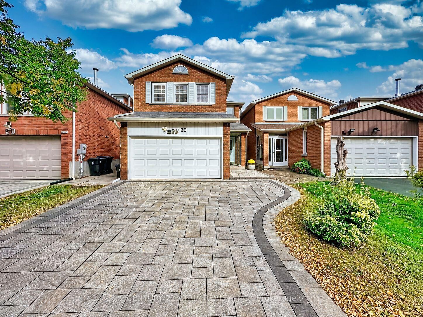 Property Photo:  58 Danjohn Crescent  ON M1V 3N4 