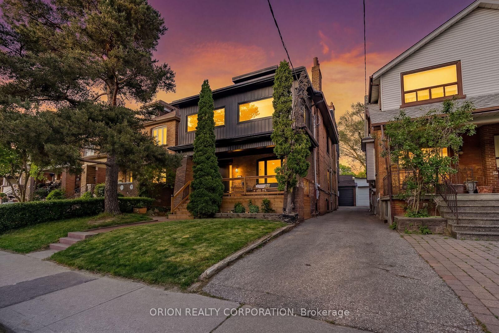 Property Photo:  185 Glenholme Avenue  ON M6E 3C5 