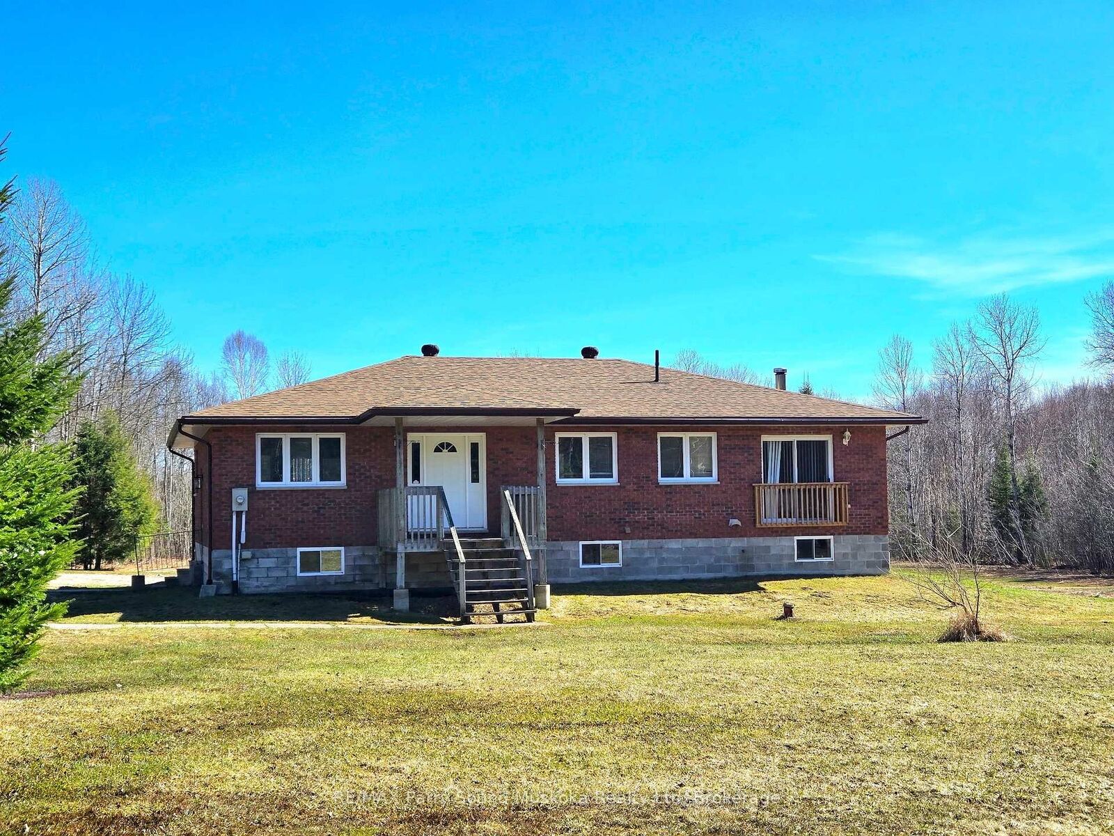 Property Photo:  50 Woods Road  ON P0G 1G0 