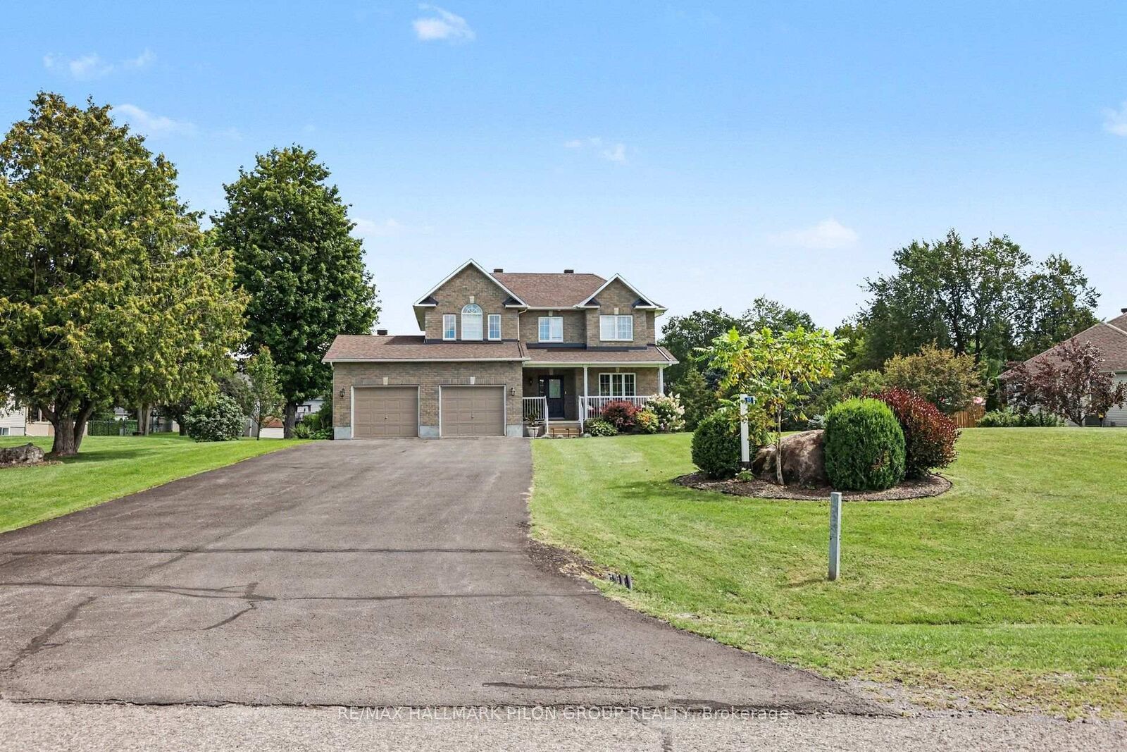 Property Photo:  153 Sophie Street  ON K4K 1K7 