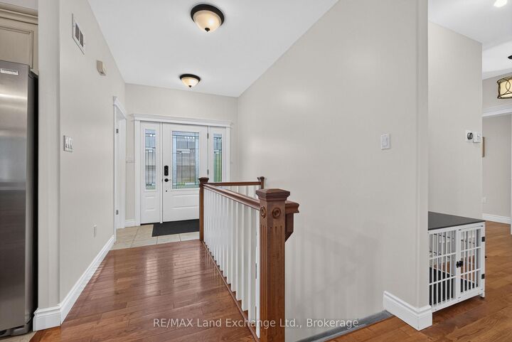 Property Photo:  709 McGaw Drive  ON N2Z 1W1 