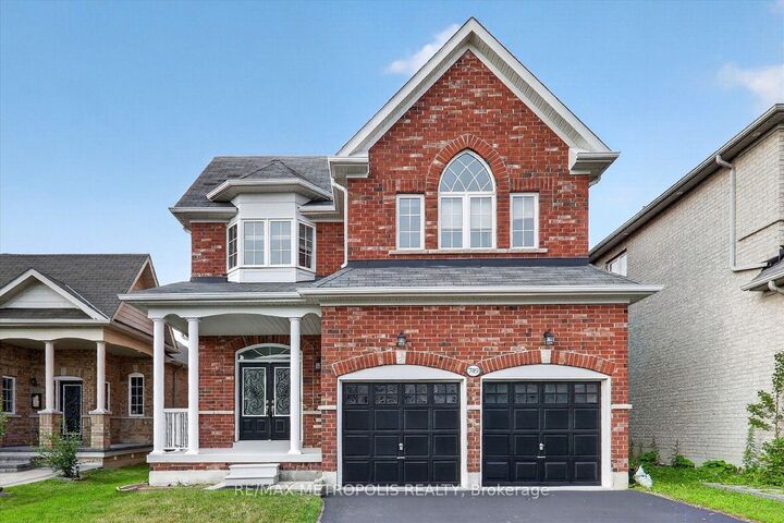 Property Photo:  749 Black Cherry Drive  ON L1K 0P4 