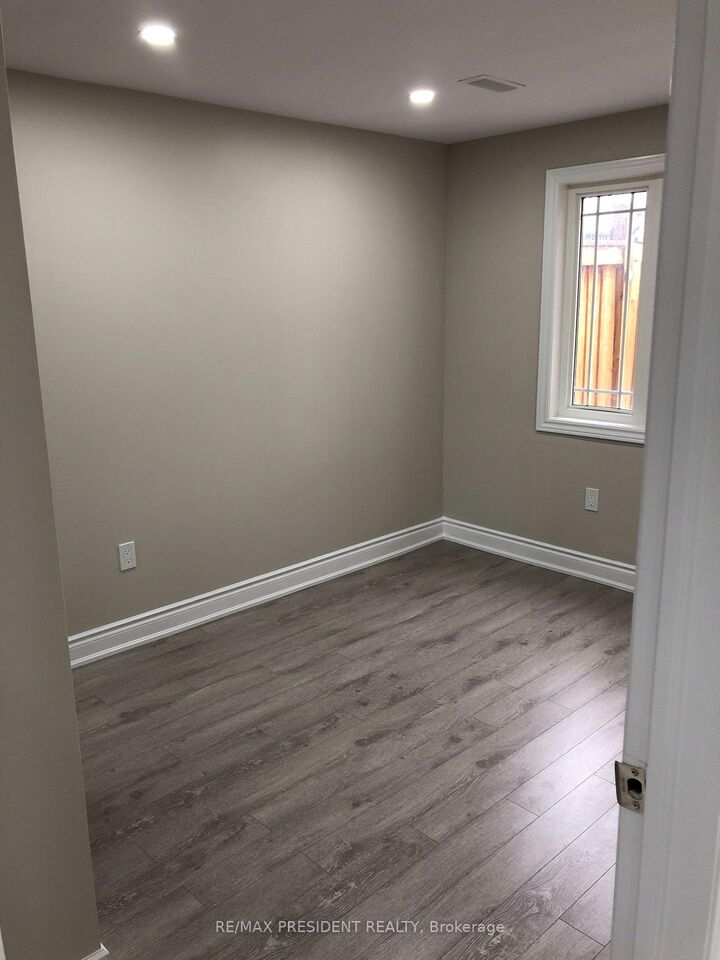 Property Photo:  76 Saint Grace Court  ON L6P 3B9 