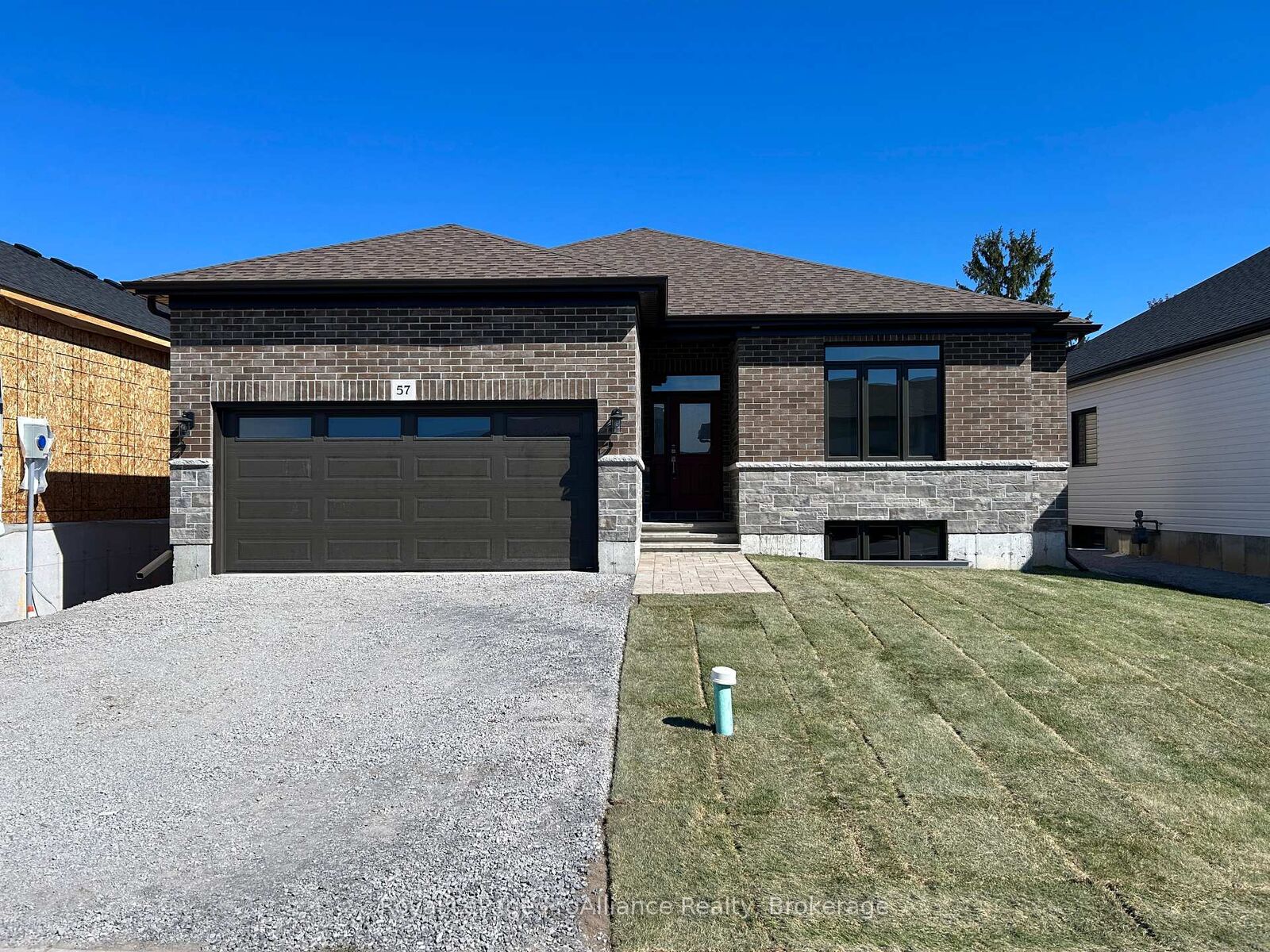 Property Photo:  57 Cottonwood Drive  ON K8N 0J3 