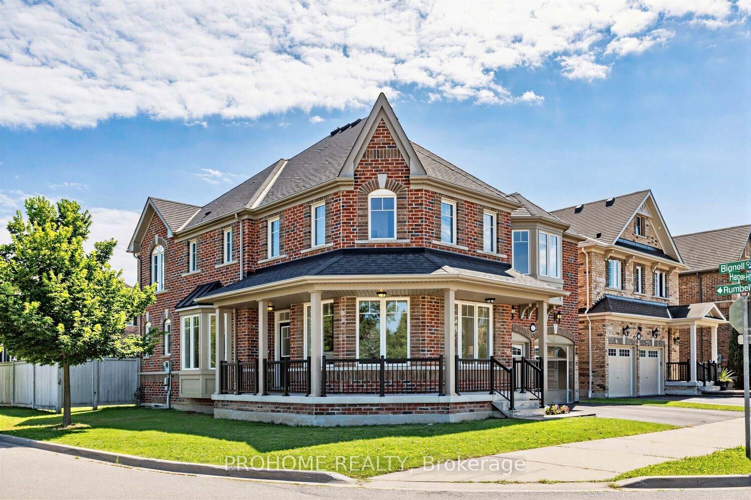 Property Photo:  47 Harper Hill Drive  ON L1Z 0P8 