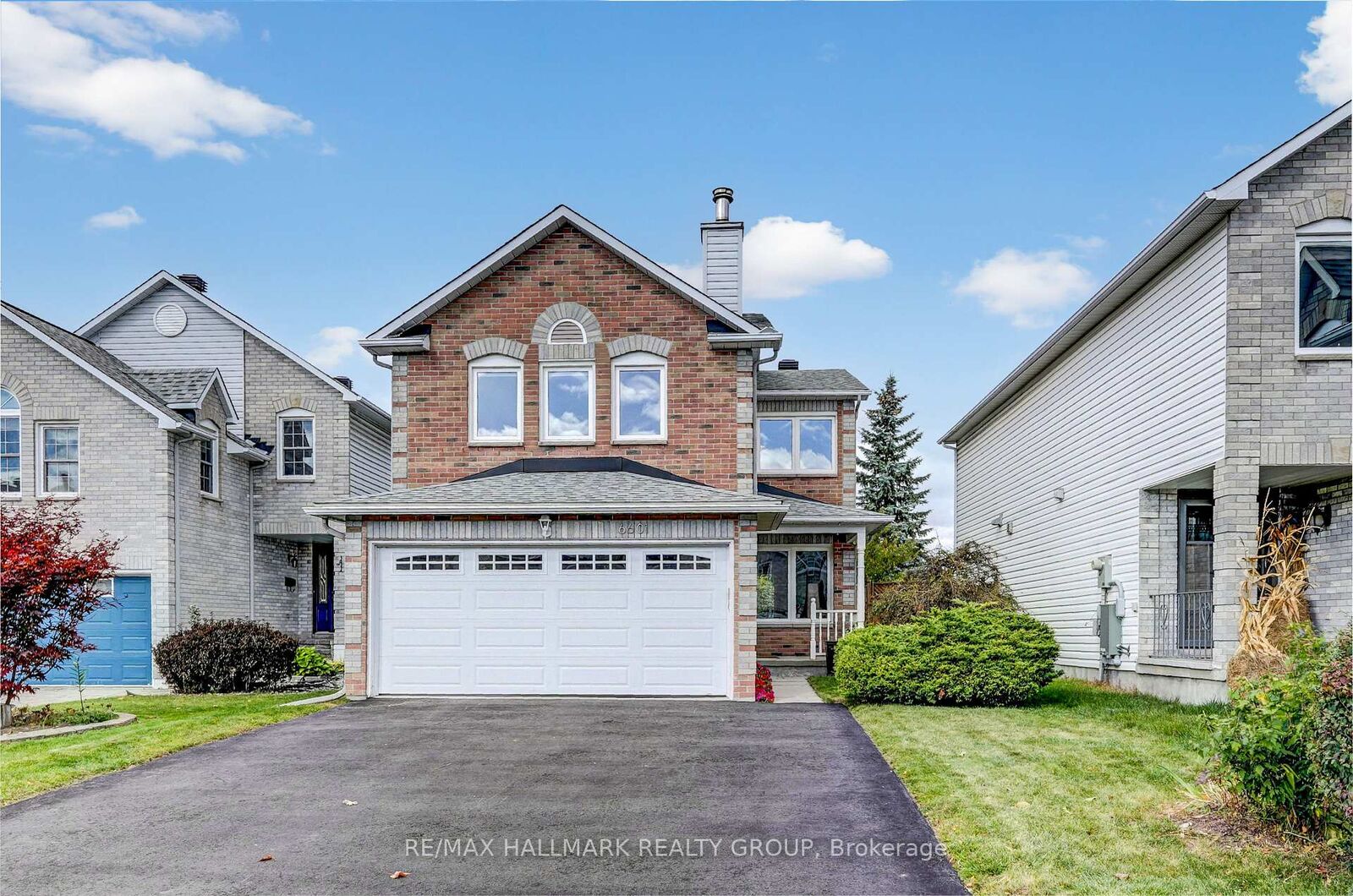 Property Photo:  6601 Windsong Avenue  ON K1C 6N1 