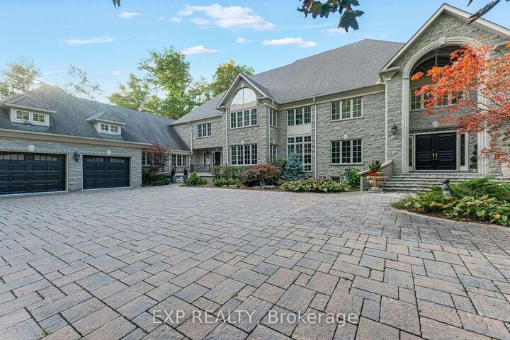 Property Photo: 65 Offord Crescent ON L4G 0K5