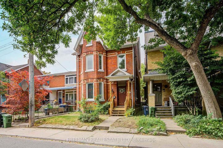Property Photo:  756 Euclid Avenue  ON M6G 2V2 