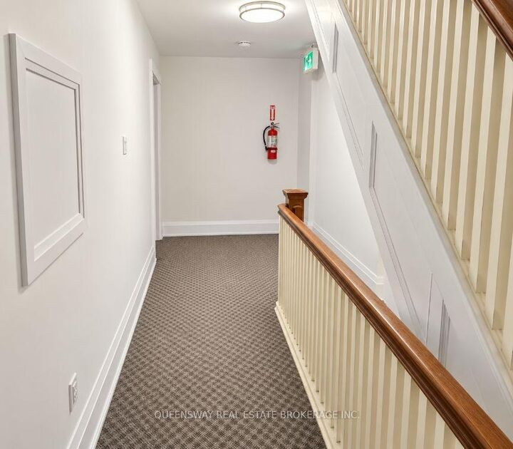 Property Photo:  73 Mary Street 2  ON L4N 1T2 