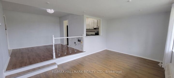 Property Photo:  20 Forest Manor Road 309  ON M2J 1M2 