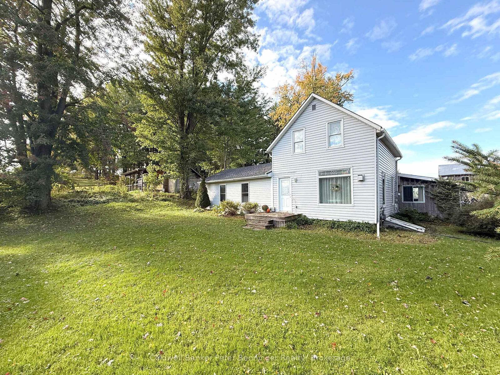 Property Photo:  158 Bruce Rd 17 Road  ON N0H 2N0 