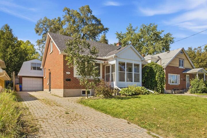 Property Photo:  363 Lawrence Avenue  ON N2M 1Y7 