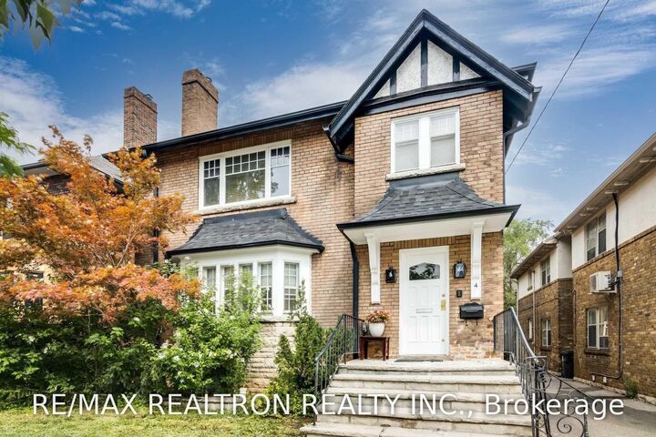 Property Photo:  4 Hillholm Road Upper  ON M5P 1M2 