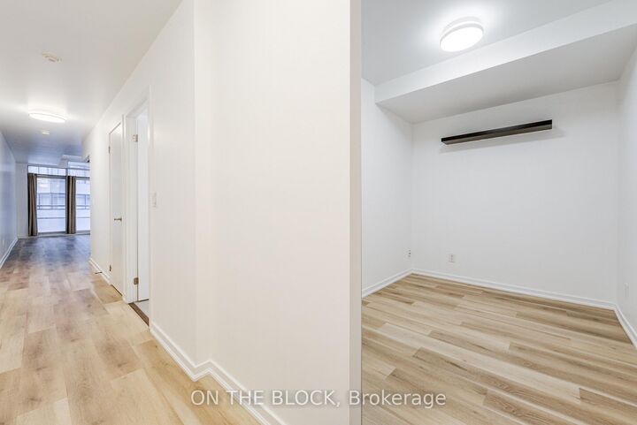 Property Photo:  38 Joe Shuster Way 302  ON M6K 0A5 
