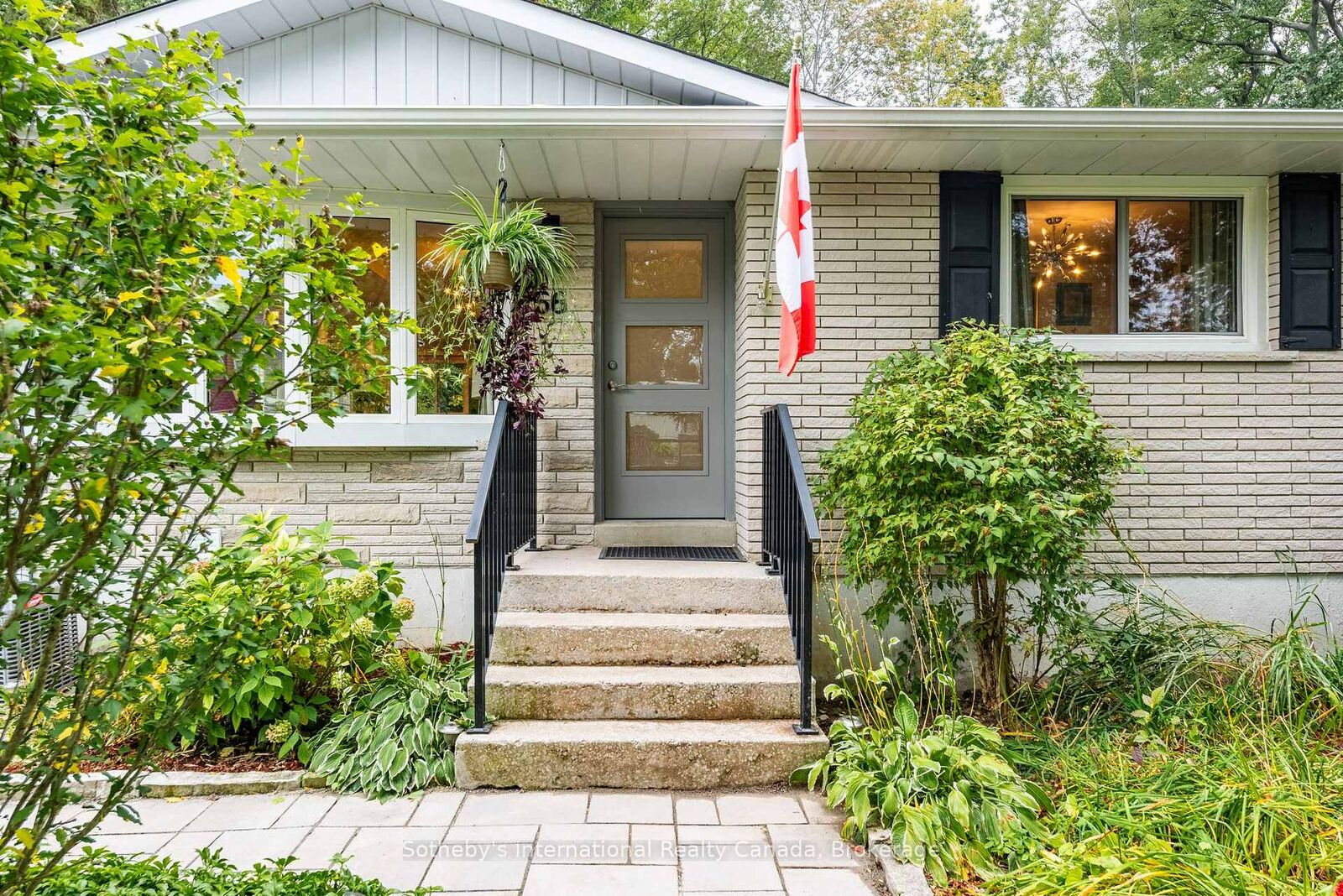 Property Photo:  56 Shakespeare Avenue  ON L0S 1J0 
