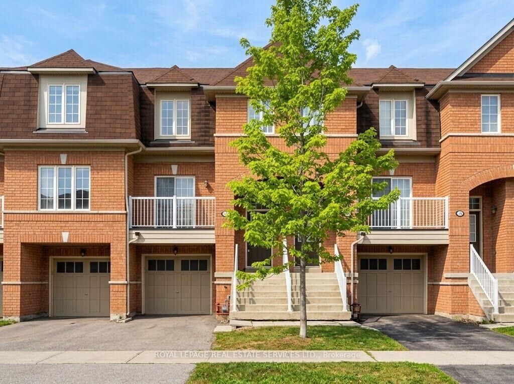 Property Photo:  2353 Saddlecreek Crescent Furnished  ON L6M 5J7 
