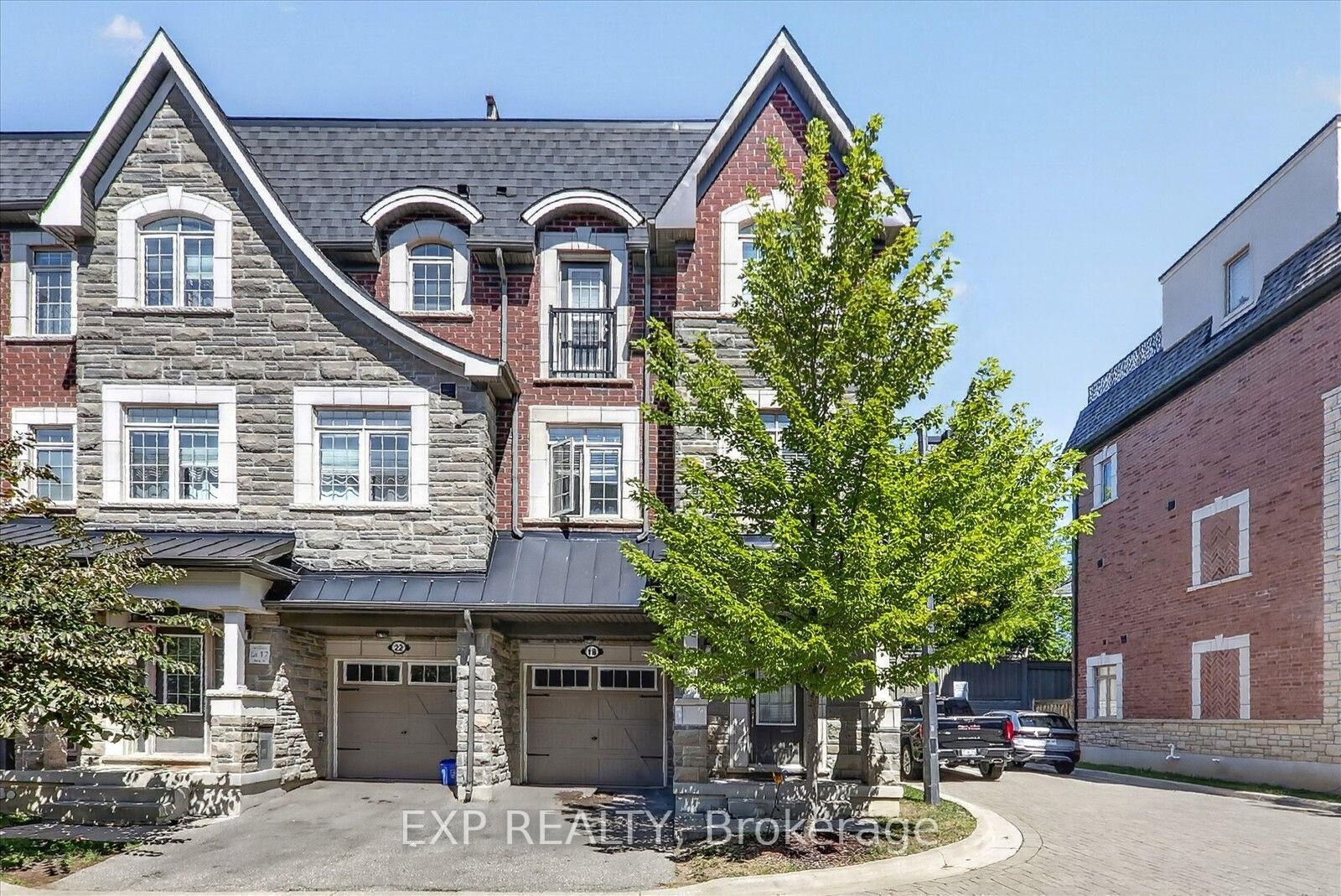 Property Photo:  18 Ingleside Street  ON L4L 0H9 