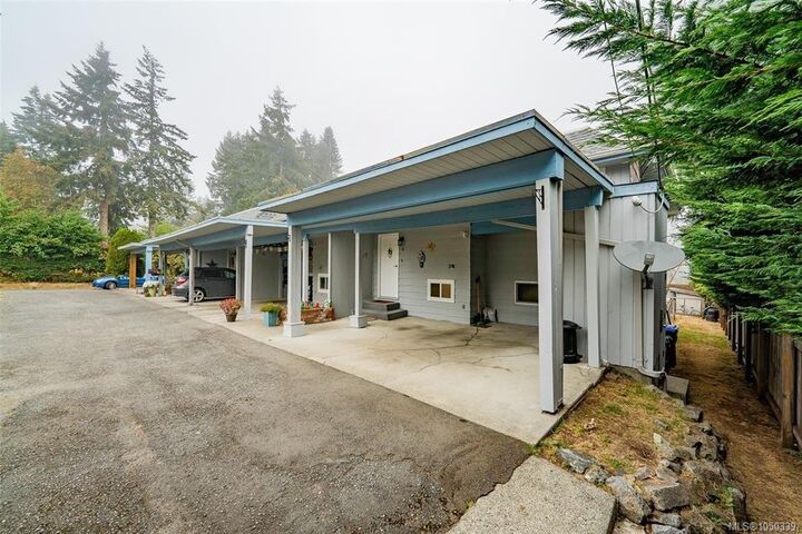 Property Photo: 1225 Centre Rd #4 BC V9K 2G8