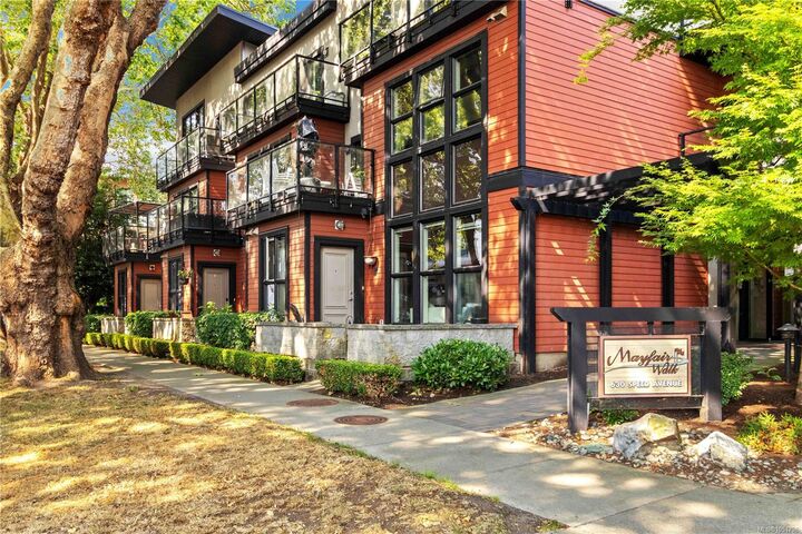 Property Photo:  630 Speed Ave #105  BC V8Z 1A4 