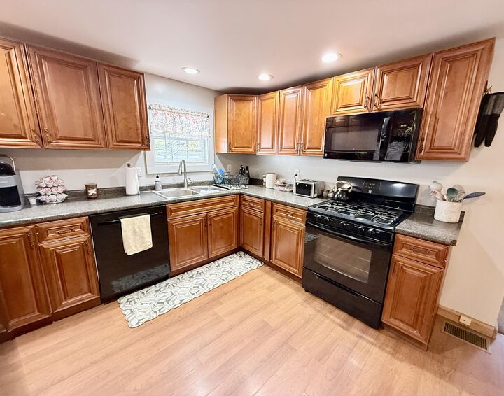 Property Photo:  871 Durand Road  NY 12901 