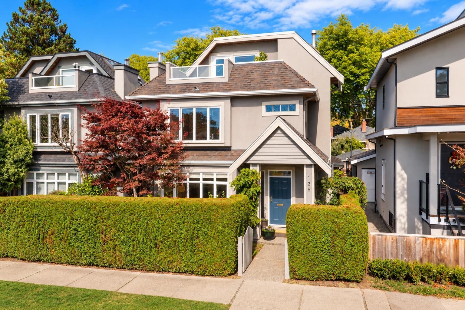 Photo de la propriété: 135 E 43rd Avenue BC V5W 1T1