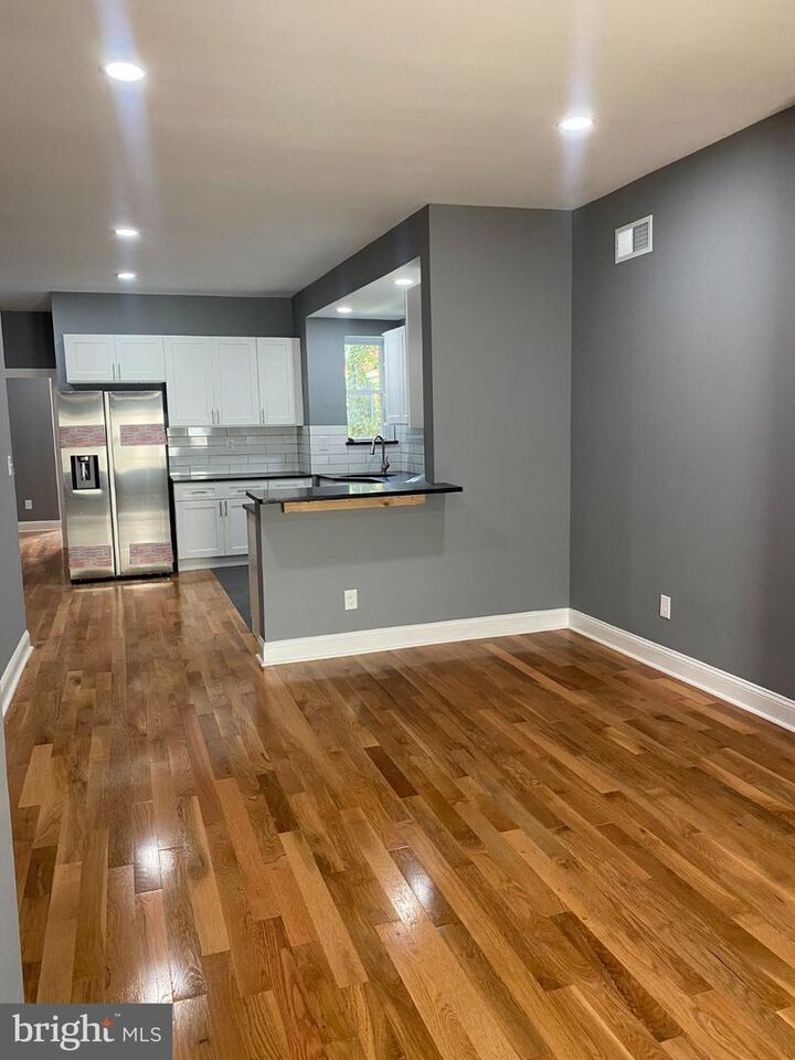 Property Photo:  5931 Chestnut Street  PA 19139 