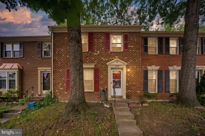 Property Photo:  4466 Limelight Court  VA 22003 